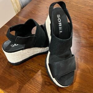 Sorel sandal size 9.5, nwot